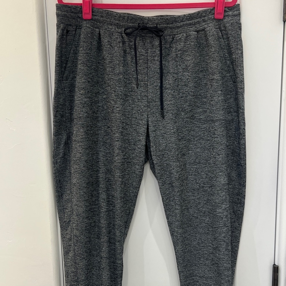 Zella Women’s Heather Gray Joggers